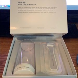 Micro exfoliating roller